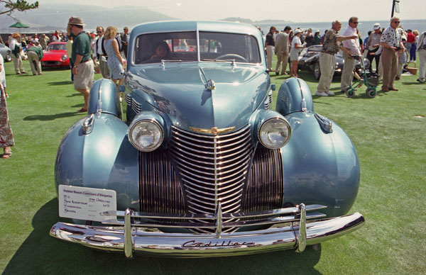 12-1b (98-32-21) 1940 Cadillac 60S Fleetwood Special Sedan.jpg