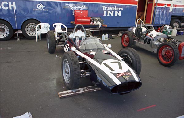 12-1b (99-19-34) 1961 Cooper-Climax T-54.jpg