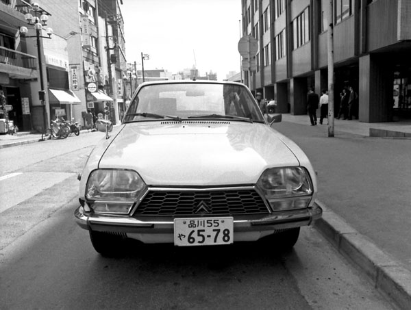 12-1b 269-22 1972 Citroen GS 4dr Berline.jpg