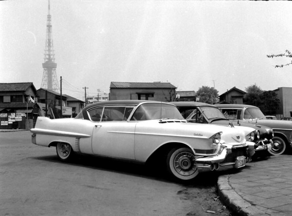 12-2a (103-67) 1957 Cadillac 62 Coupe.jpg