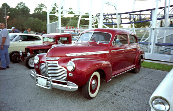 12-2a (98-F11-27) 1941 Chevrolet   Special DeLuxe 2dr. Town Sedan.jpg