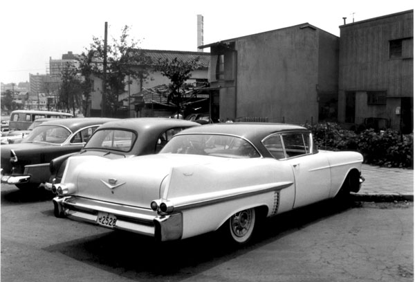 12-2b (103-68) 1957 Cadillac 62  Coupe.jpg