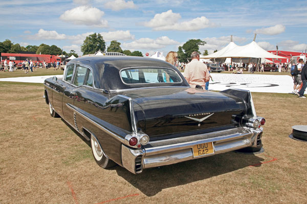 12-5c 10-07-03_0289 1957 Cadillac 75 Fleetwood.JPG