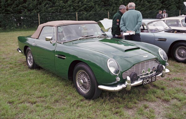 13-3a  (274a) 1964-5 Aston Martin DB5 dhc.jpg