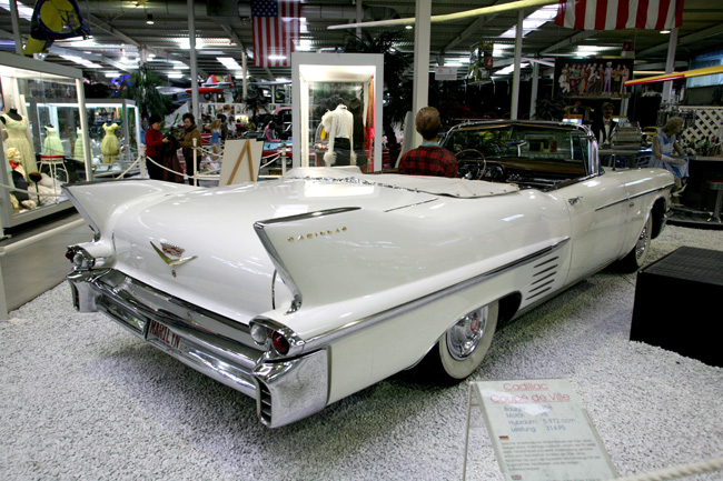 13-3a 08-01-14_1518 1958 Cadillac 62 Convertible Coupe(Coupe de Villeではない）.JPG