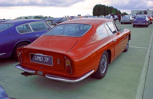 14-1b (00-38-07) 1965-69 AstonMartin DB6 Mk1.jpg