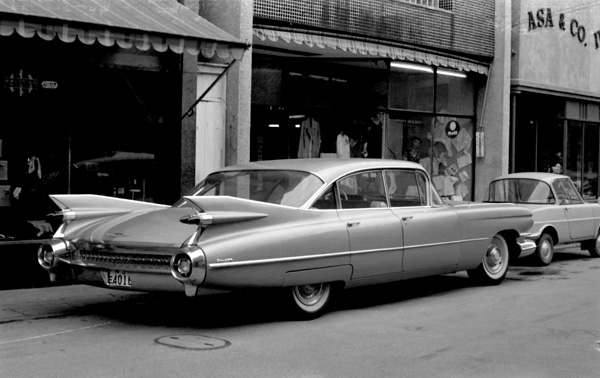 14-6b (056-14) 1959 Cadillac 62 Sedan de Vile 6-window.jpg