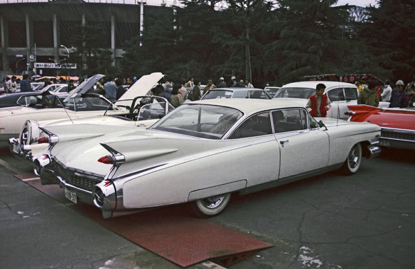 14-9b (81-05-17) 1959 Cadillac Eldorado Seville 2-door Hardtop - コピー.jpg