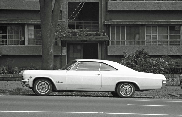 15-1b (164-02) 1965 Chevrolet Impala Super Sport 2dr, Hardtop.jpg