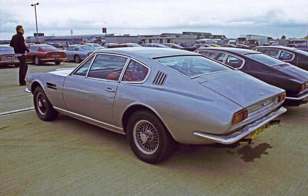 15-1b 00-38-18 1967 AstonMartin DBS.jpg