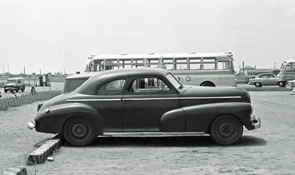 15-3a (035-04) 1947  Chevrolet Stylemaster 2dr. Business Coupe.jpg