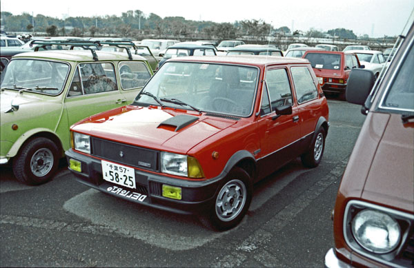 16(82-05-35) 1976-80 Innocenti Mini DeTomaso.jpg