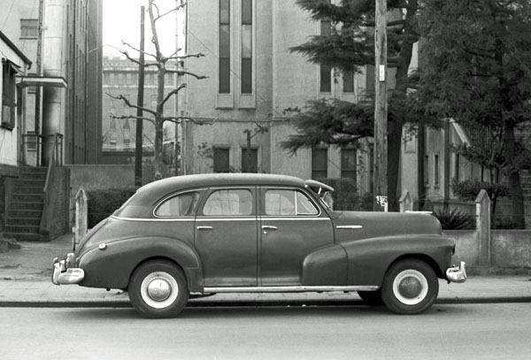 16-1b (066-13) 1948 Chevrolet Fleetmaster 4dr. Sport Sedan.jpg