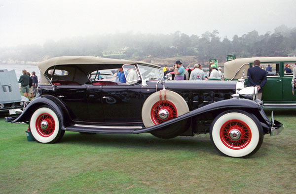 16-2a (95-20-11) 1932 Cadillac 452B Special Phaeton.jpg