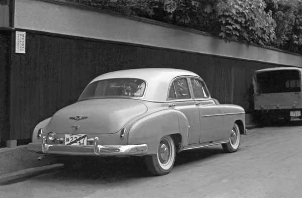 17-1b 027-23 1949 Chevrolet.jpg
