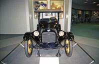 1918 (99-T04-23) 1918 Chevrolet 490 Touring.jpg