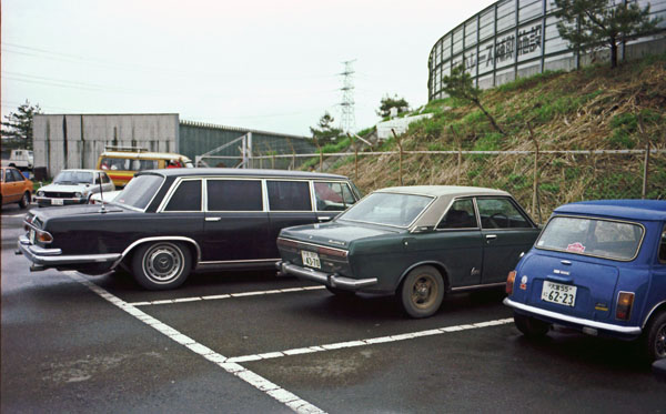 20b(81-07b-21) 1963-81 MercedesBenz 600 Pillman Limousine.jpg