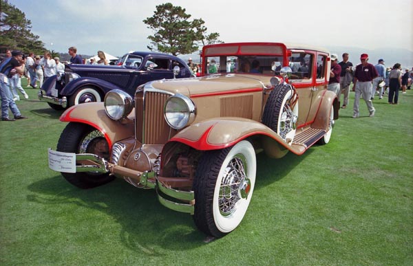 21-3a (98-32-32) 1931 Cord Model L-29 Brougham.jpg