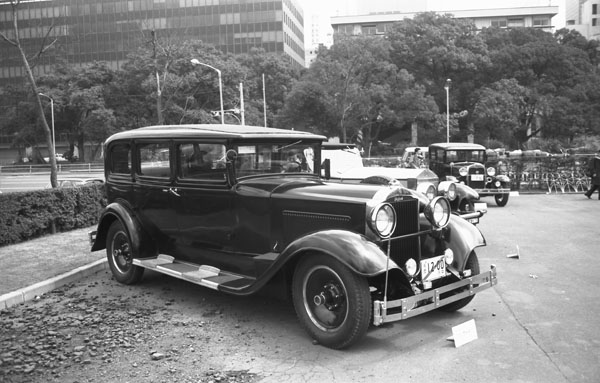 234-10 1931 Packard Standard Eight 7-Passenger Sedan-Limousine.jpg