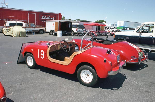 26-1c (98-03-13) 1951 Crosley HotShot.jpg