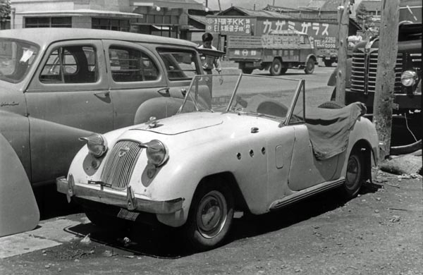 26-2a (022-20) 1949-52 Crosley Hotshot(改）.jpg