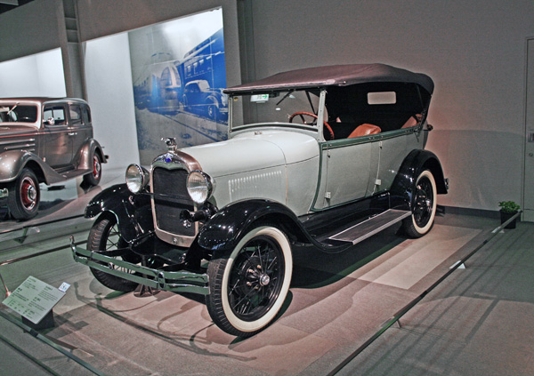 28-1b 07-04-07_720 1928 Ford Model A Standard Phaeton.JPG