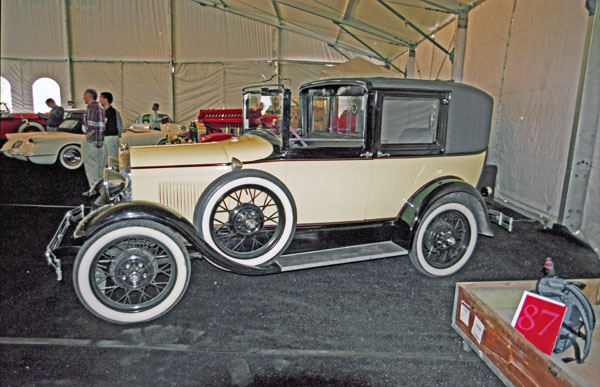 28-6b (98-09-03) 1928 Ford Model A Towncar by LeBaron.jpg