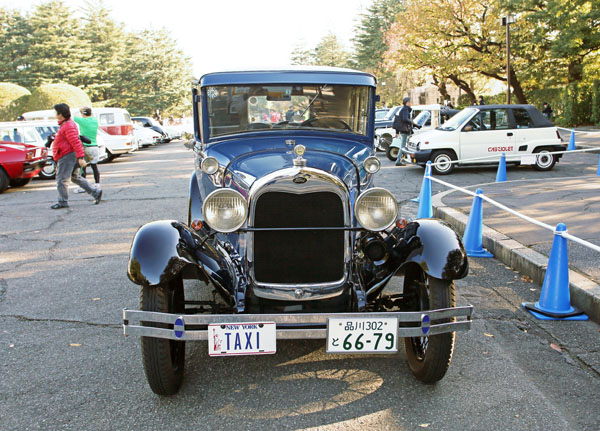 29-1a 15-11-28_032 1929 Ford Model A Town Sedan.jpg