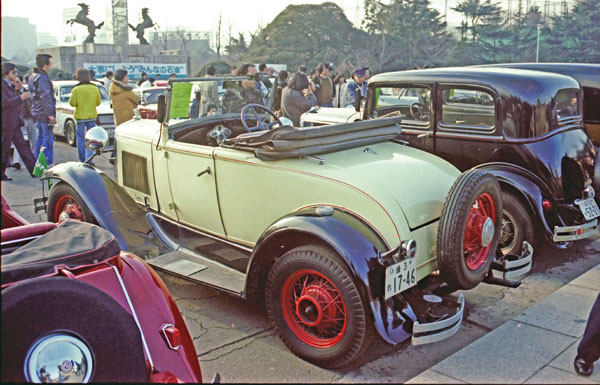 30-1b (80-02-24) 1930 Ford ModelA StandardRoadster.jpg