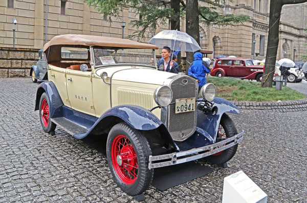 31-2i 15-04-05_179  1931 Ford Model A Standard Phaeton.JPG