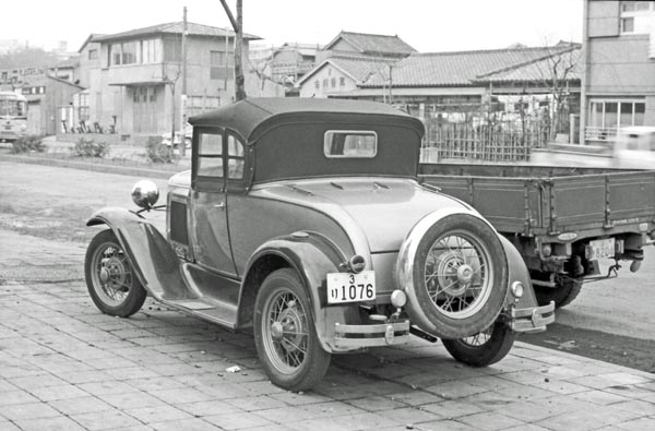 31-8c (047-08) 1931 Ford TypeA Roadster(with Rumbleseat).jpg