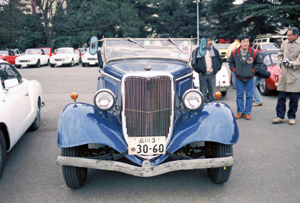 34-1a (85-02B-06) 1934 Ford Model C DeLuxe Phaeton.jpg