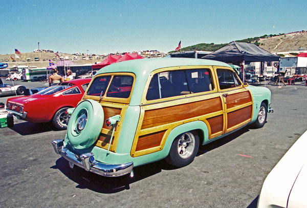 50-5b 04-80-10)b 1950 Ford Customl DeLuxe Stationwagon.jpg