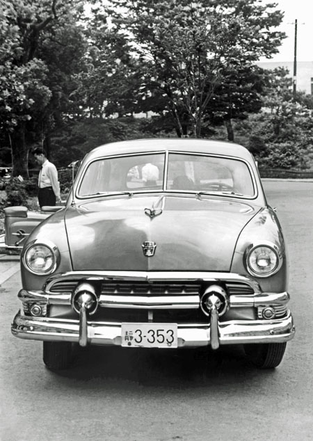 51-1a 023-03cb 1951 Ford Custom.JPG