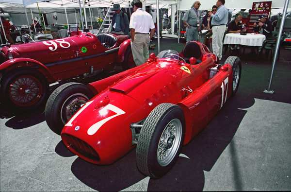 55-1b (04-58-08) 1955 Lancia D50A／1956年からLancia-Ferrariとなる(ラグナ・セカ）.jpg