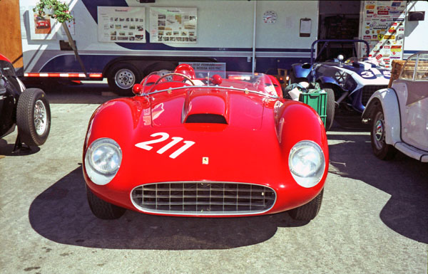 57-1a (95-05-24) 1957 Ferrari 625 TRC Scaglietti Spider.jpg
